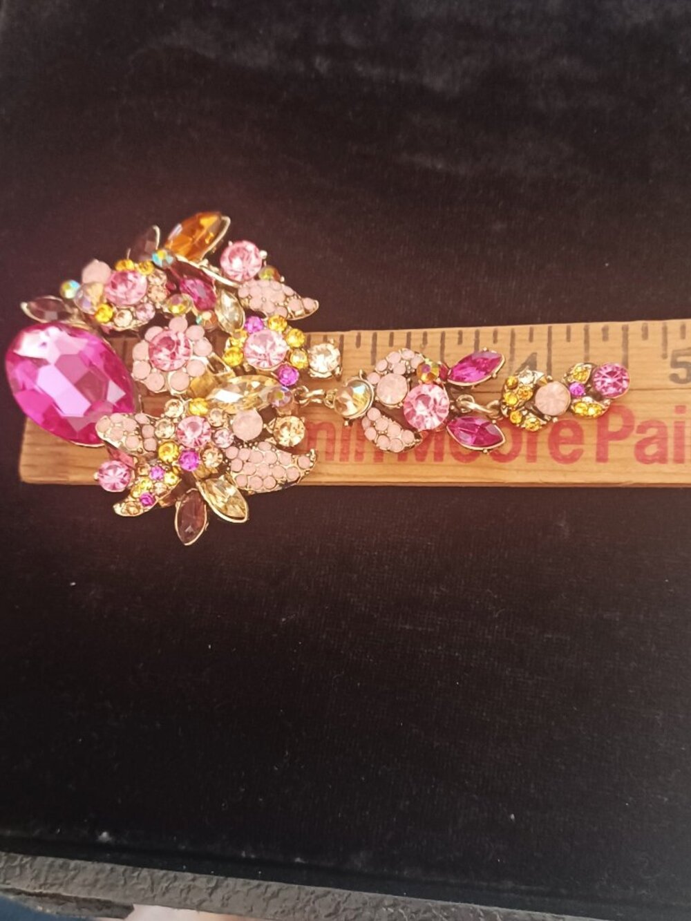 Large 4.5" PINK Rhinestone Brooch - Picture 3 of 4
